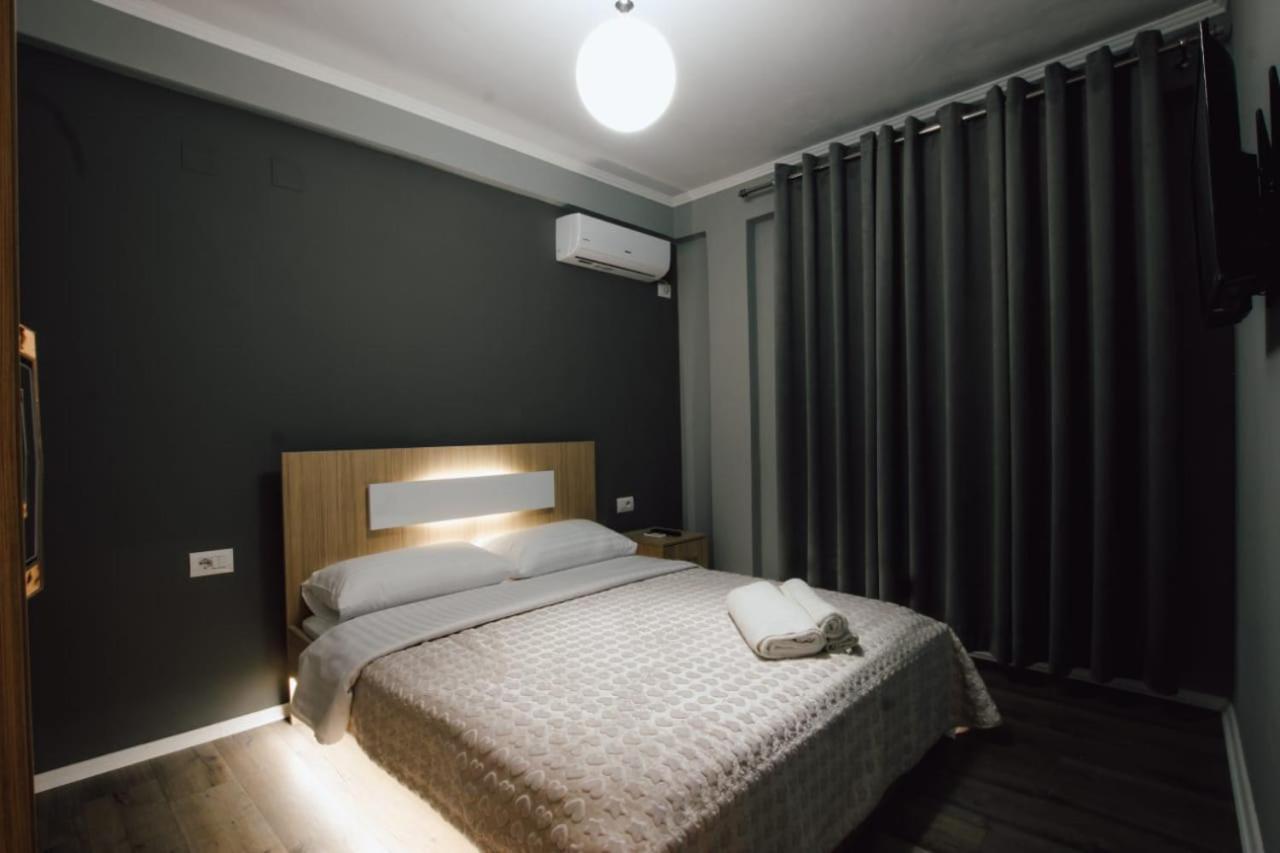 Novs Apartment 1 Gjirokastër Buitenkant foto
